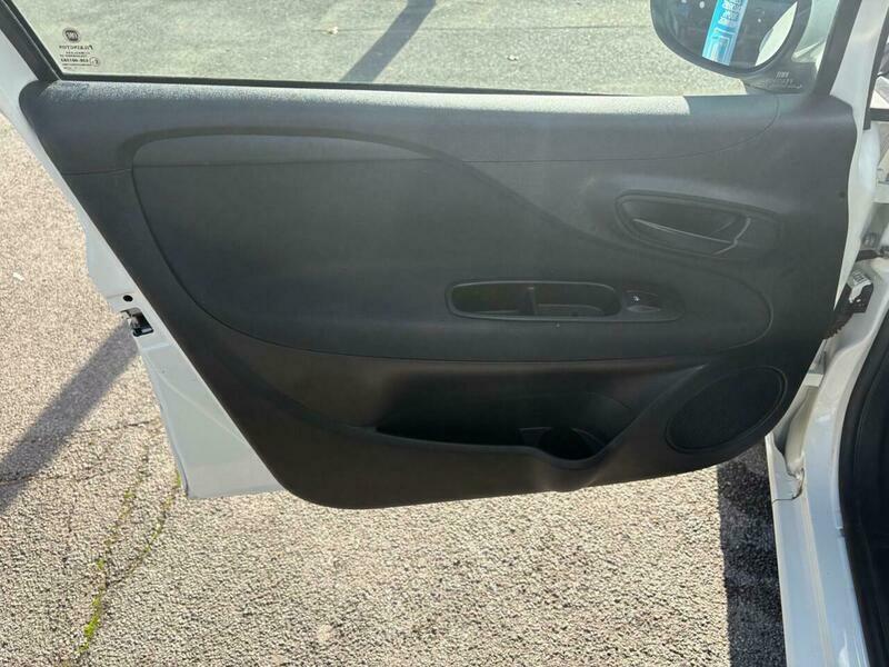 Fiat Punto 1.4 Gp Euro 5 Grey #37