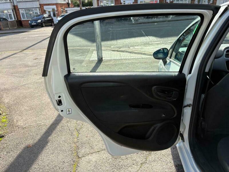 Fiat Punto 1.4 Gp Euro 5 Grey #38