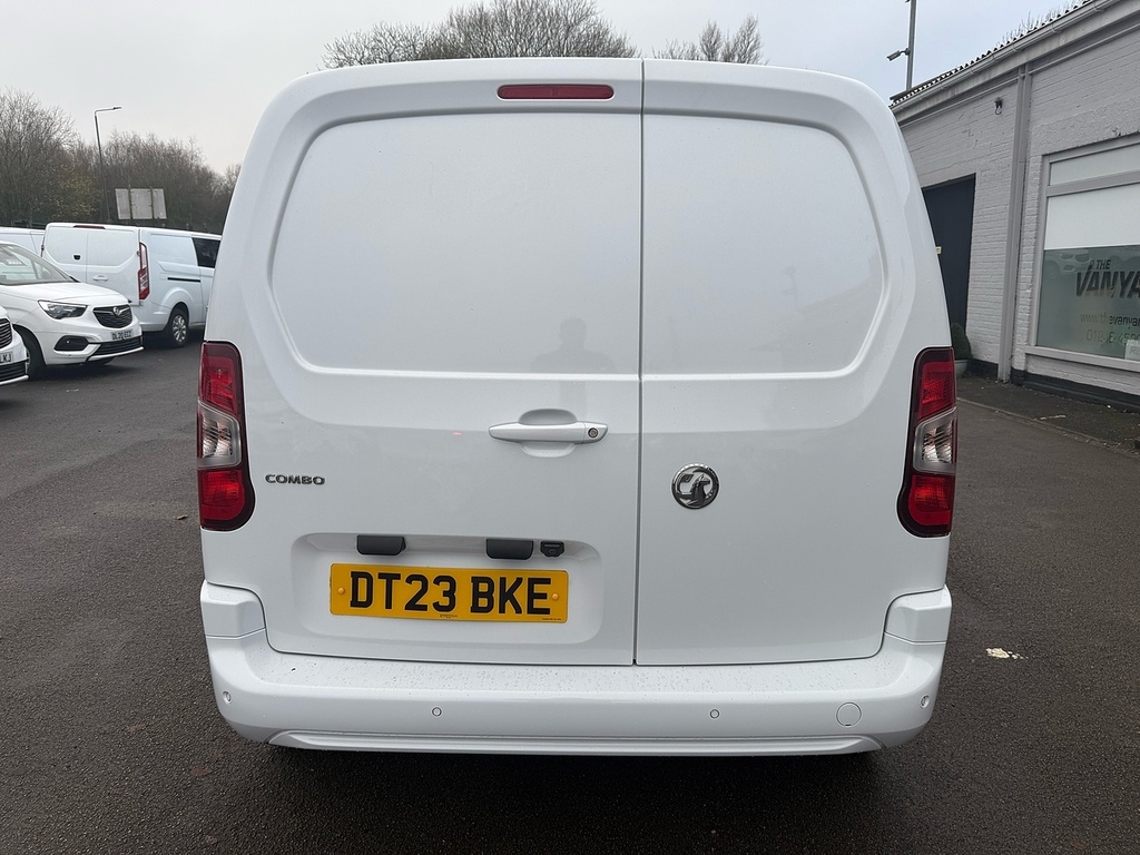Vauxhall Combo 1.5 Turbo D 2300 Pro Swb Air Con 3 Seats Diese DT23BKE White #6