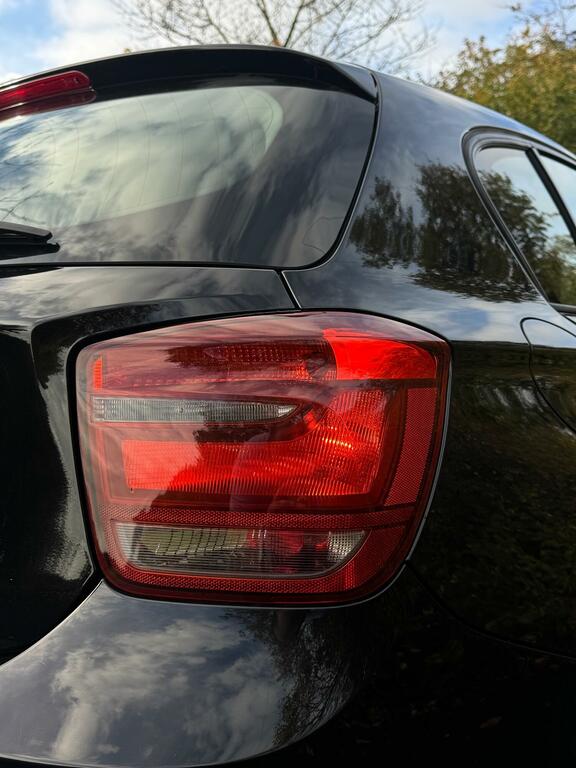 BMW 1 Series 1.6 116D Efficientdynamics 5-Door 2013 WR13GHU Black #5