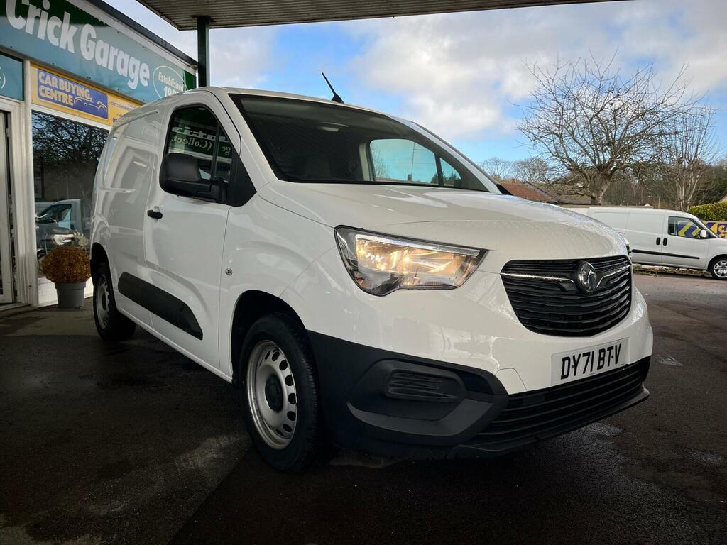 Vauxhall Combo Panel Van 1.5 Turbo D 2300 Dynamic L1 H1 Euro 6 DY71BTV White #5