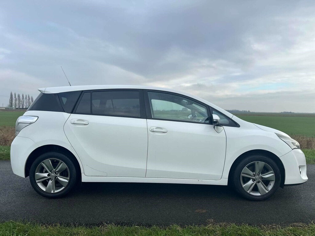 Toyota Verso Trend D-4d White #3