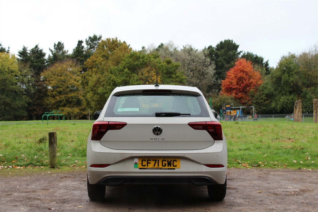 Volkswagen Polo Life Tsi CF71GWC Grey #3