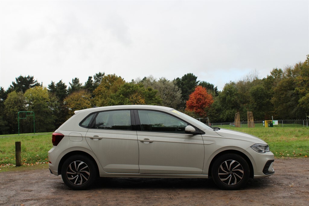 Volkswagen Polo Life Tsi Grey