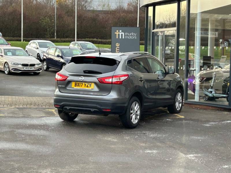 Nissan Qashqai+2 Acenta Dig-t Red #6