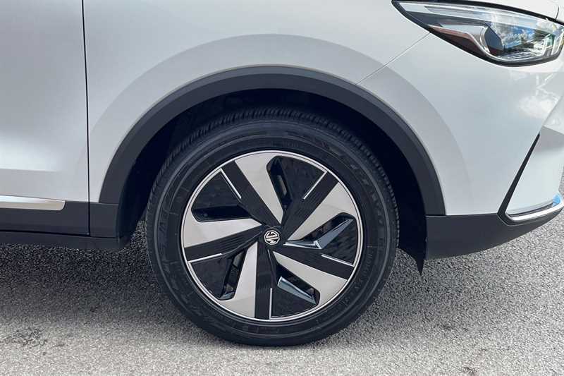 MG  61.1Kwh Trophy Long Range Estate Grey #36