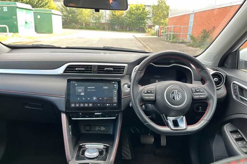 MG  61.1Kwh Trophy Long Range Estate Grey #12