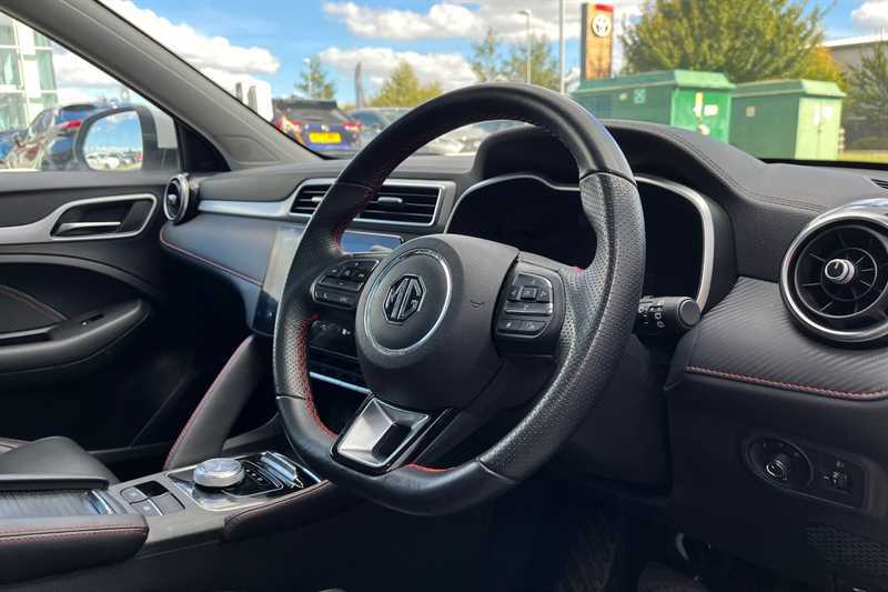 MG  61.1Kwh Trophy Long Range Estate Grey #10