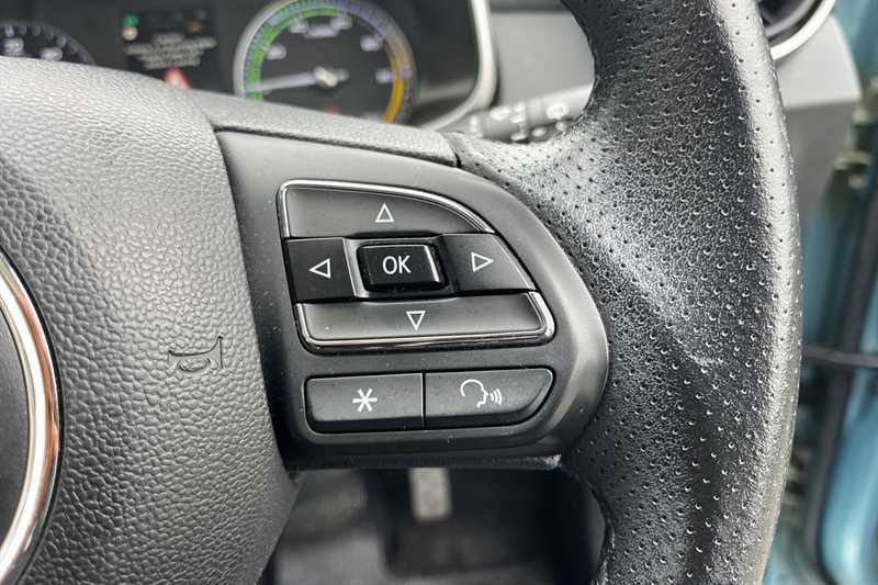 MG 44.5Kwh Exclusive Suv 143 Ps Black #27