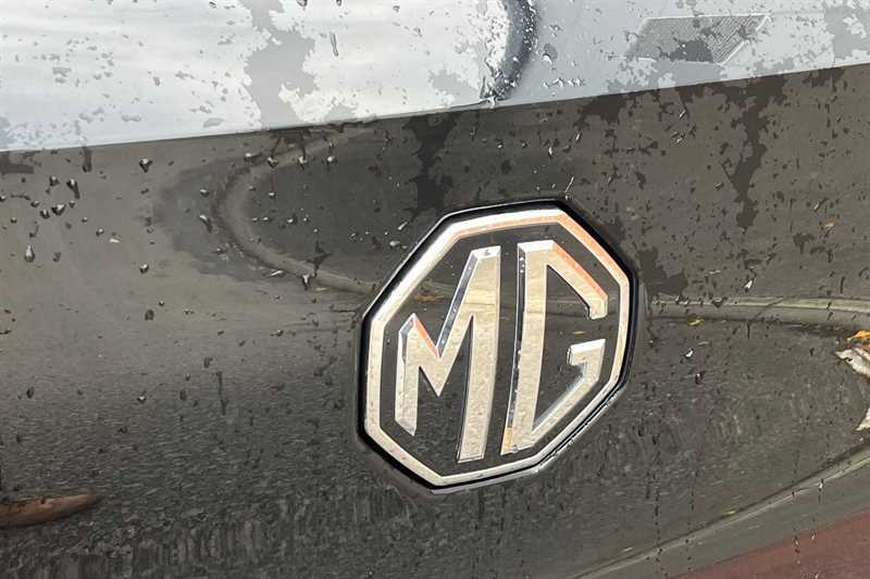MG  Mg Red #25