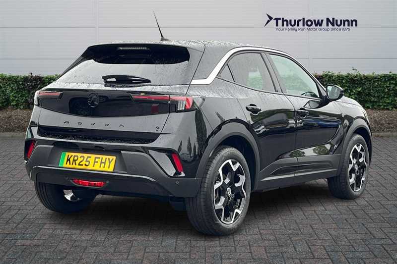 Vauxhall Mokka-e 50Kwh Ultimate Suv 136 Ps KR25FHY Black #3