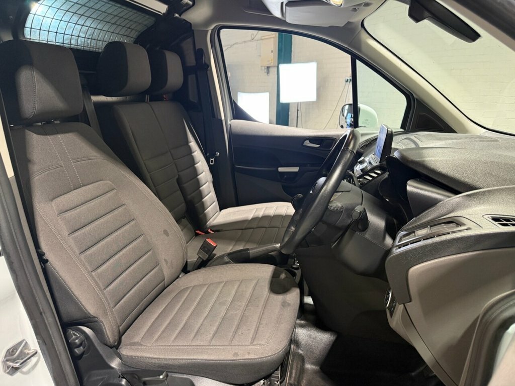 Ford Transit Connect 1.5L Limited WM23AYU White #5