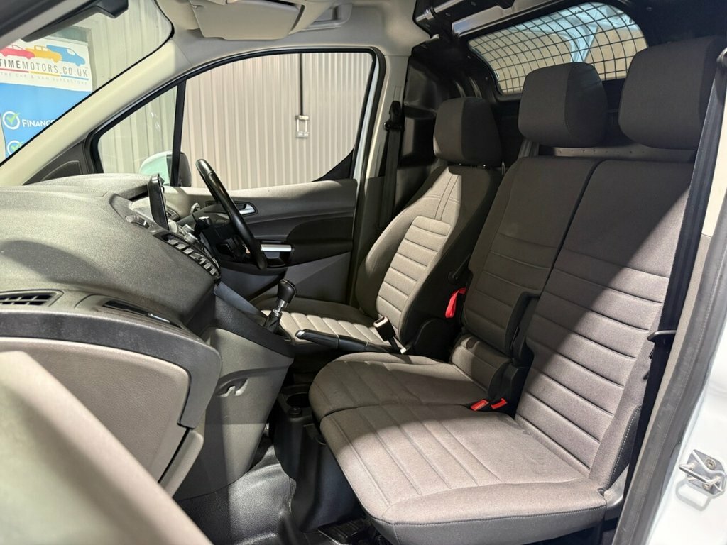 Ford Transit Connect 1.5L Limited WM23AYU White #6