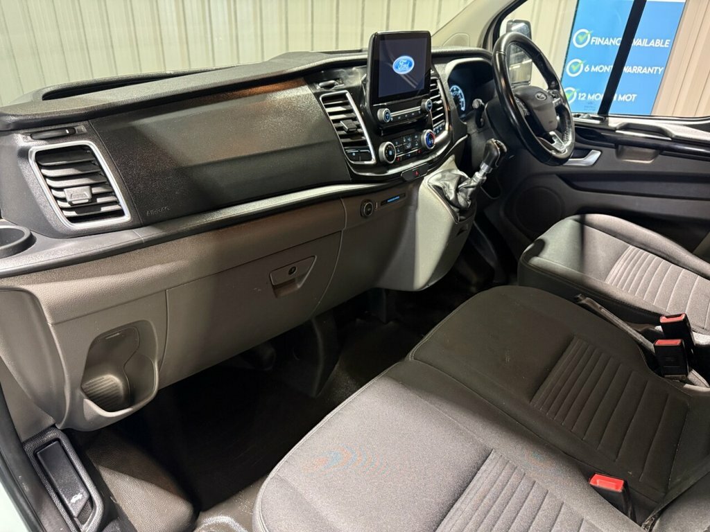 Ford Transit Custom 2L Limited HN21NBX White #5