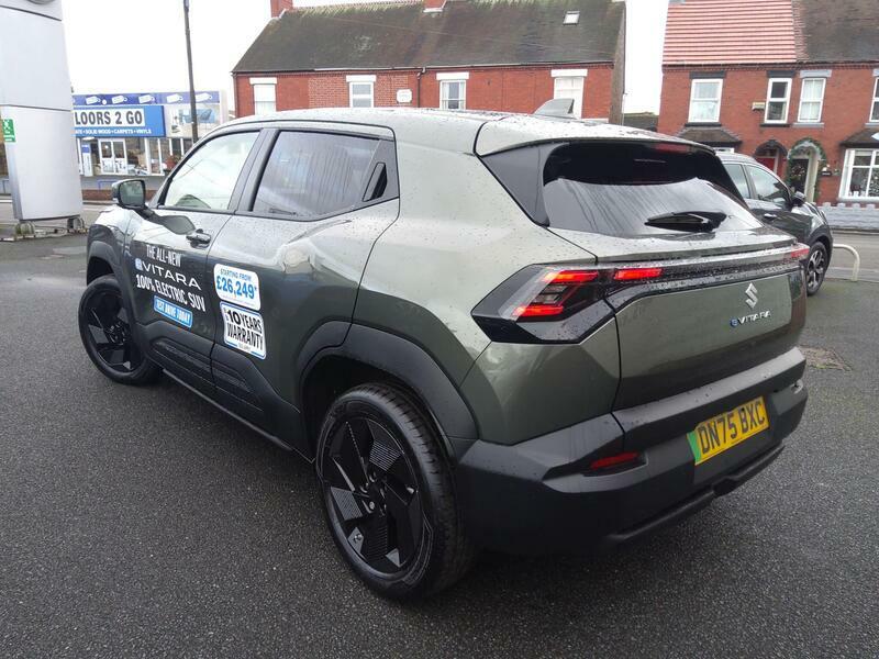 Suzuki  61Kwh Motion DN75BXC Green #4