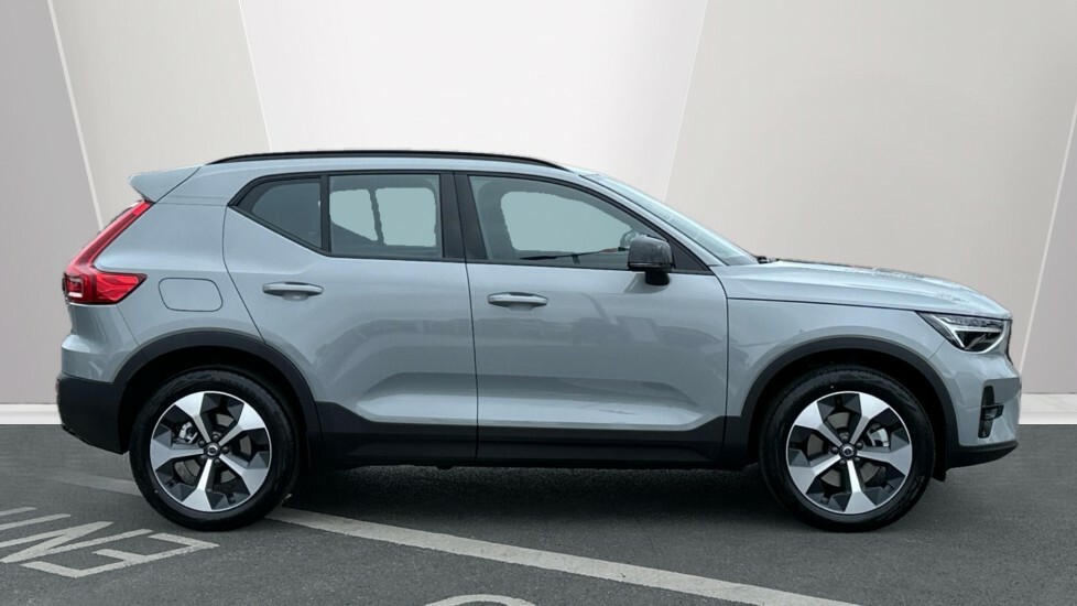 Volvo XC40 Plus, B3 Mild Hybrid, Dark Climate Pack FL75WSJ Grey #3