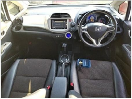 Honda Jazz Fit 1.3 Hybrid 201313 5 Seats Fresh Import White #4