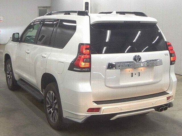 Toyota Land Cruiser 2.7 202272 7 Seats Suv Ulez White #2