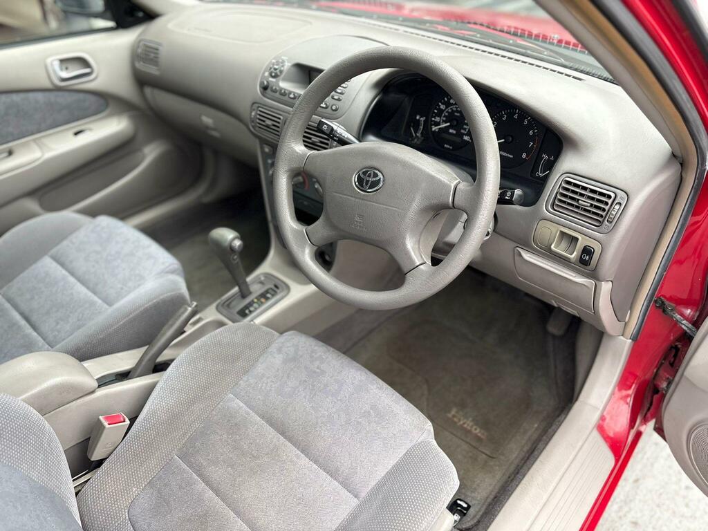 Toyota Corolla Hatchback 1.4 Vida Limited Edition 2000X Silver #20