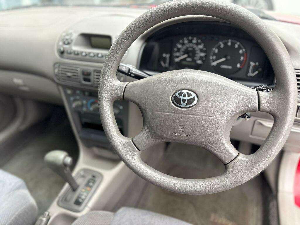 Toyota Corolla Hatchback 1.4 Vida Limited Edition 2000X Silver #19