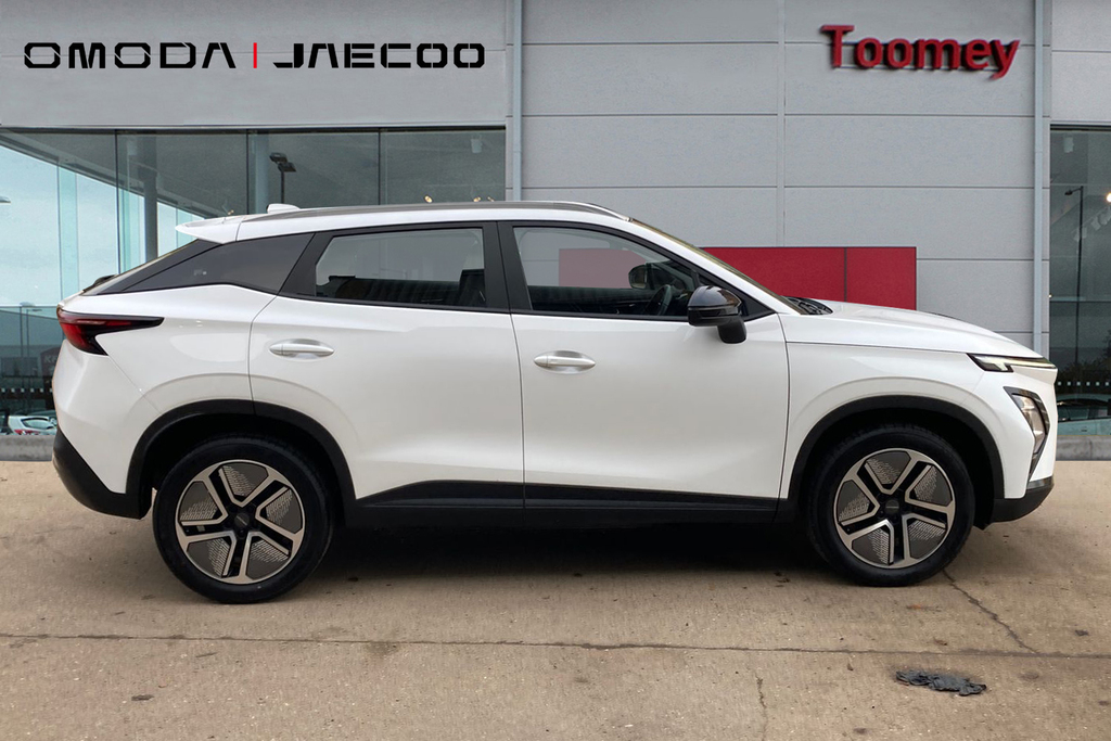 Omoda E5 61.05Kwh Comfort Suv White #4