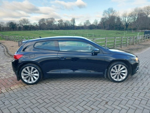 Volkswagen Scirocco 2.0 Tdi Gt Hatchback Euro 5 140 Black #4