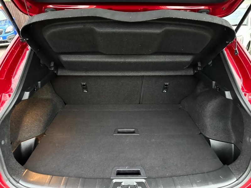 Nissan Qashqai N-connecta Dci FE18BAV Red #6
