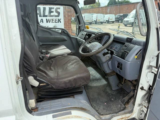 Mitsubishi Fuso Canter Diesel White #1