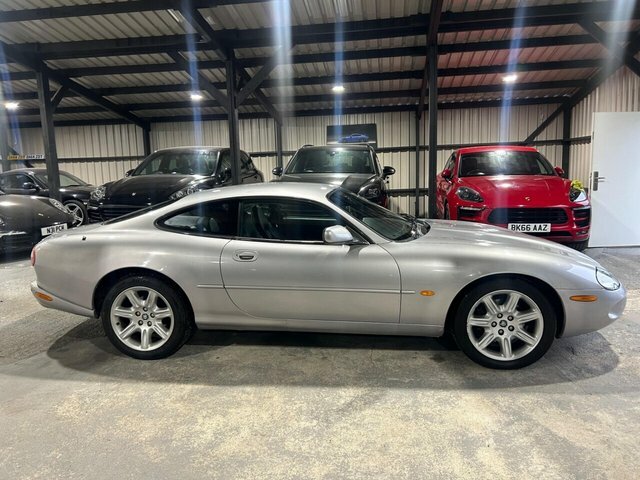 Jaguar XKR 4.0 Supercharged Convertible Silver #10