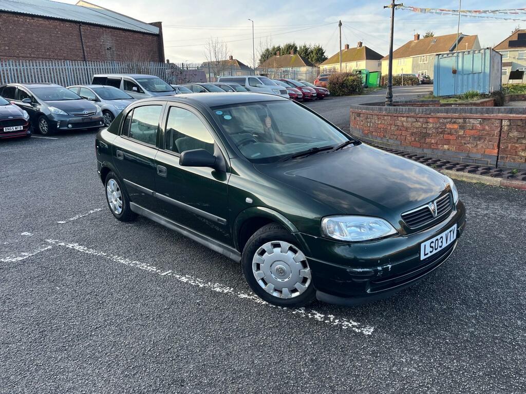 Vauxhall Astra 1.6I Club Hatchback Green #4