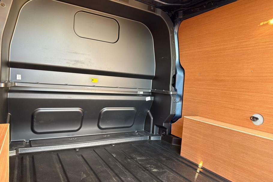 Ford Transit Custom 320 Limited L2 Lwb Double Cab In Van Fwd 2.5 WO25UOJ Blue #4