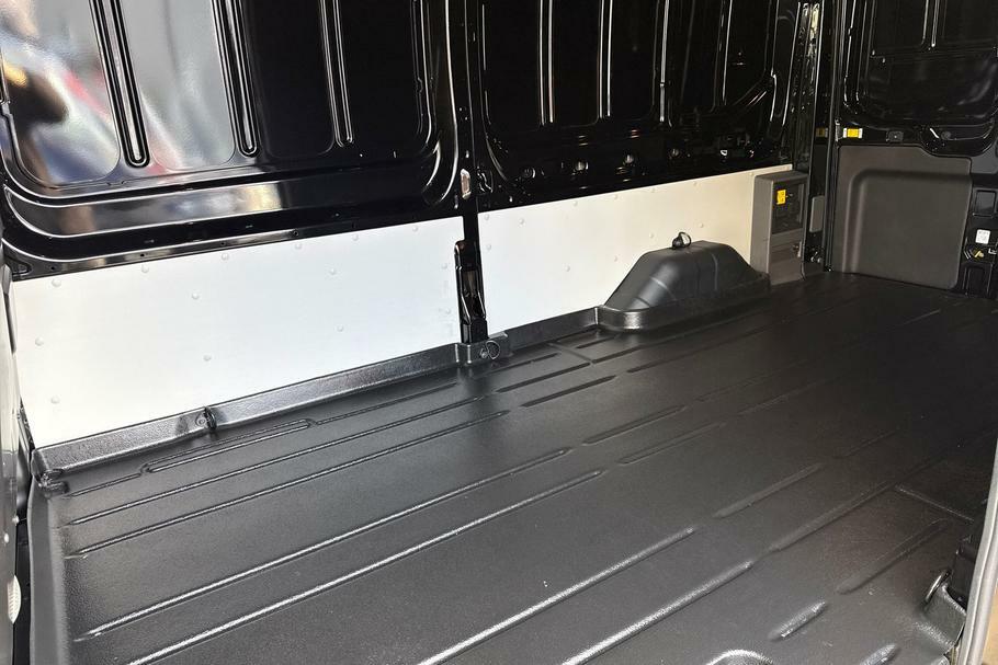 Ford Transit Custom 350 Trend L3 H2 Lwb Medium Roof Rwd 135Kw 68K YC75JMU Black #4