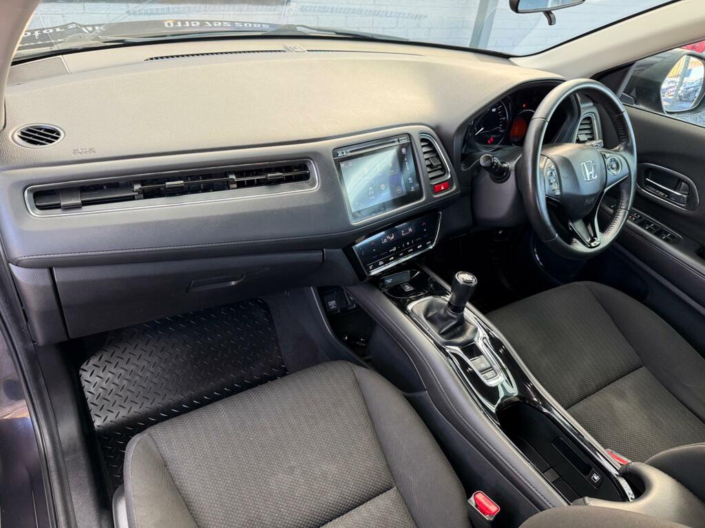 Honda Hr-V 1.5 I-vtec Se Euro 6 Ss SH66DBX Black #2