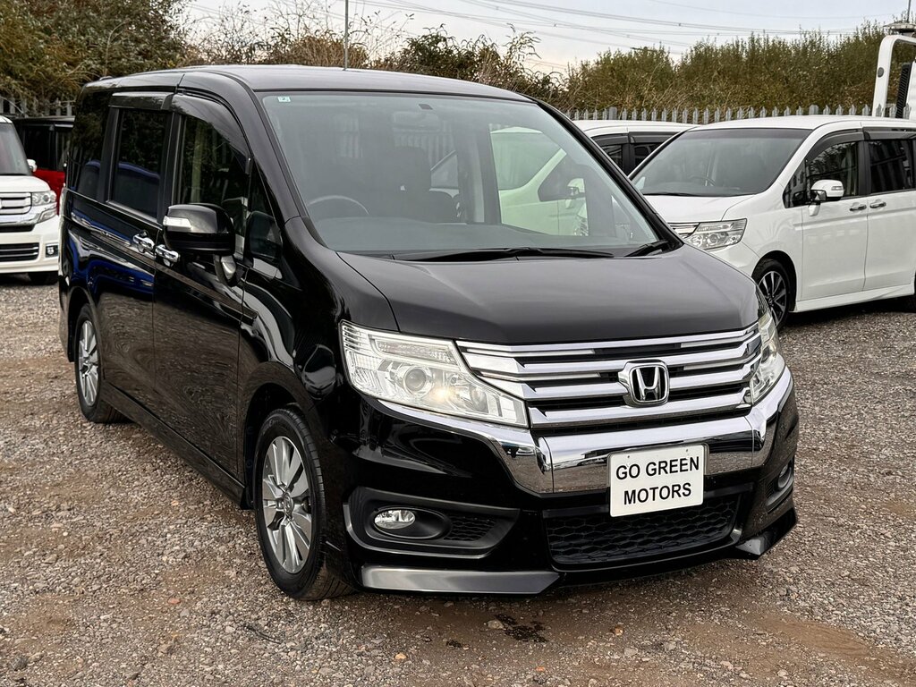 Honda StepWagon Spada G Auction Grade 4 Carplay Alloys 64000 Miles Black #3