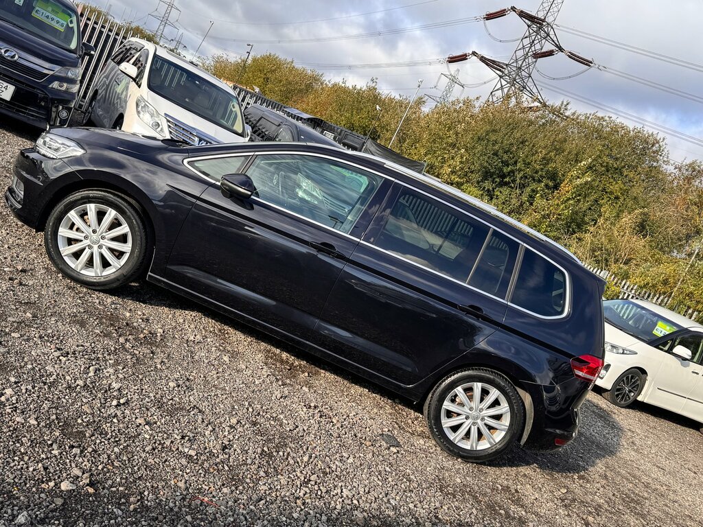 Volkswagen Touran 1.4 Tsi Highline 7 Seater 54000 M Black #5