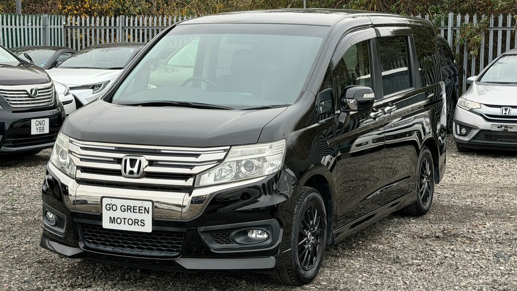 Honda StepWagon Spada Cool Spirit 2.0 8 Seater 70000 Mil Black #3