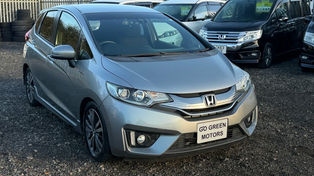 Honda Fit 1.5 Hybrid Sport 28000 Miles App 