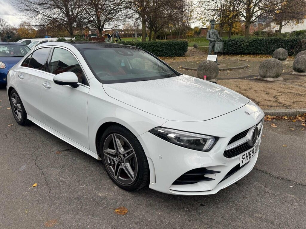 Mercedes-Benz A Class Hatchback 2.0 A250 Amg Line Edition Premium Plus White
