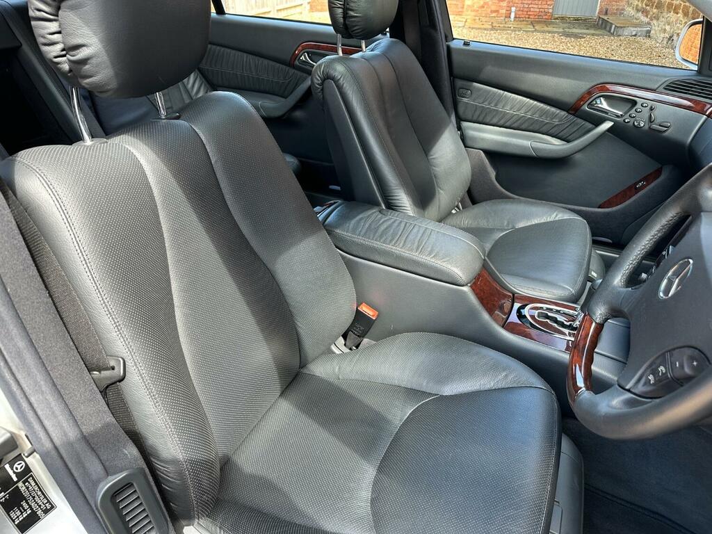 Mercedes-Benz S Class Red #15