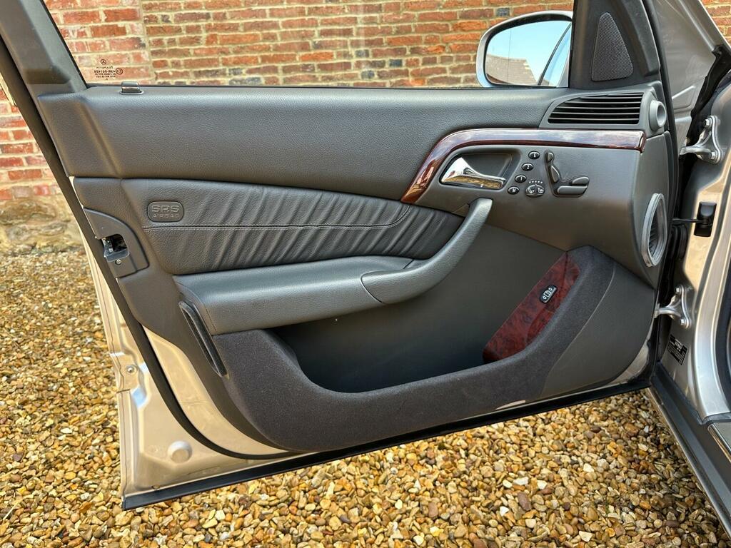 Mercedes-Benz S Class Red #26