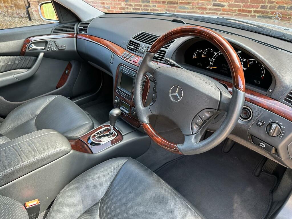 Mercedes-Benz S Class Red #13