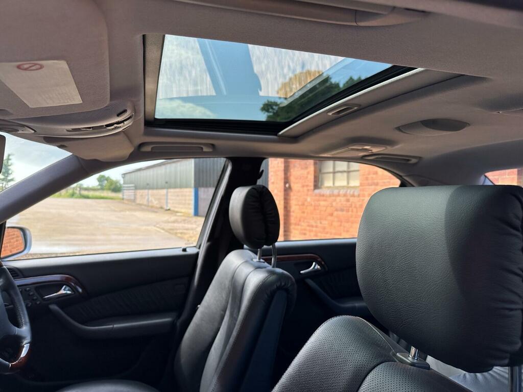 Mercedes-Benz S Class Red #28