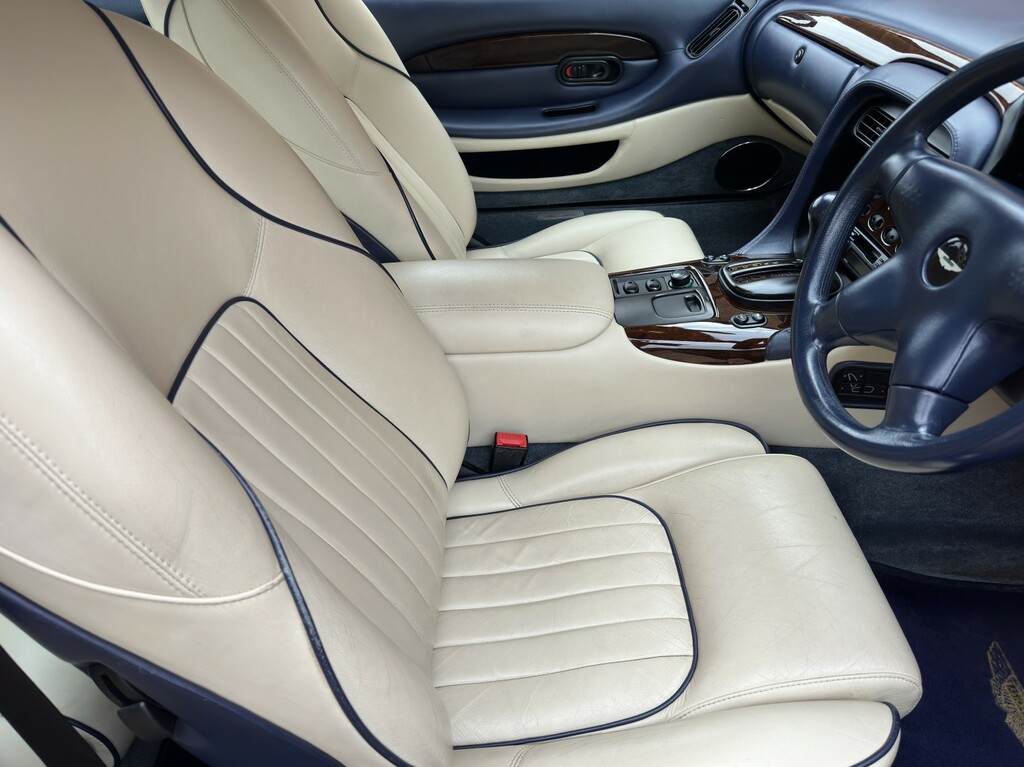 Aston Martin DB7 Blue #14