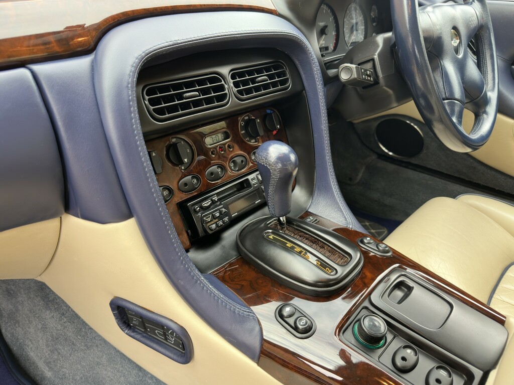 Aston Martin DB7 Blue #17