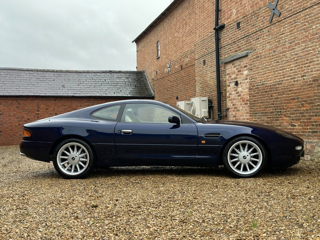 Aston Martin DB7 Blue #26