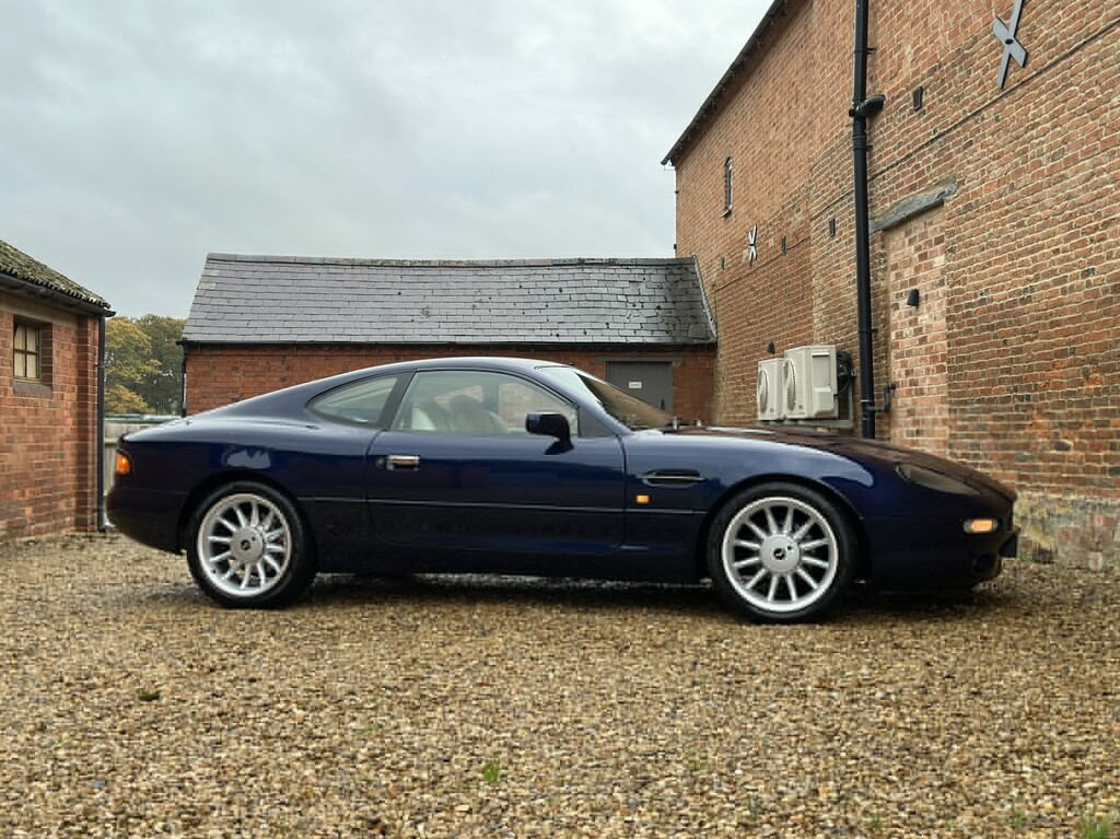 Aston Martin DB7 Blue #1