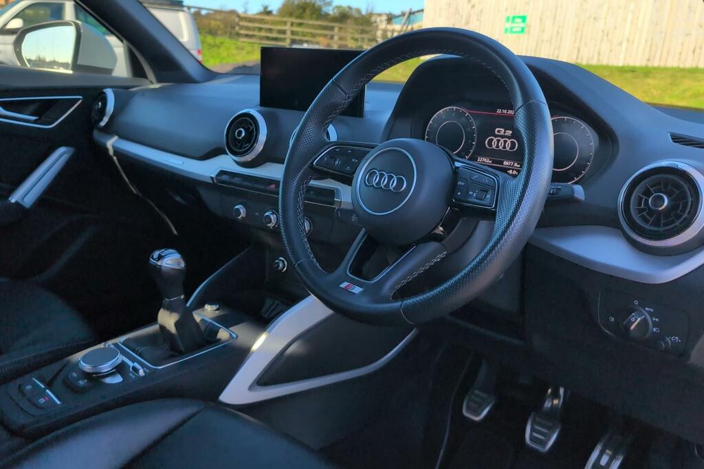 Audi Q2 Audi Q2 1.0 Tfsi 30 S Line Suv Manua... NL72XSV  #2