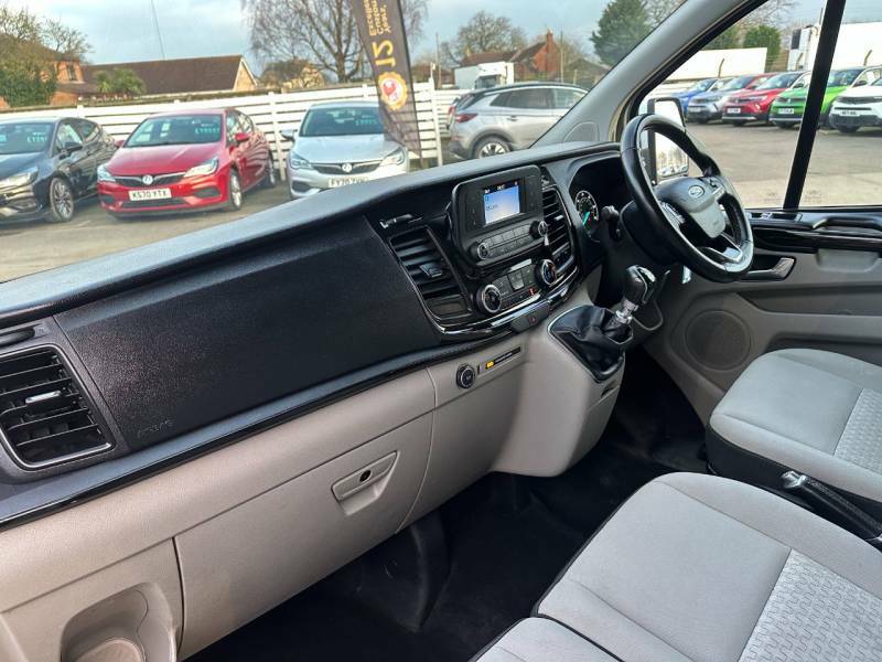 Ford Tourneo Custom 2.0 Ecoblue 130Ps 9 Seater Zetec - 2019 19 MT19EDO White #3