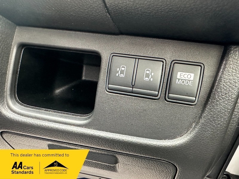 Nissan Serena Highway Star 2.0 - Black #9