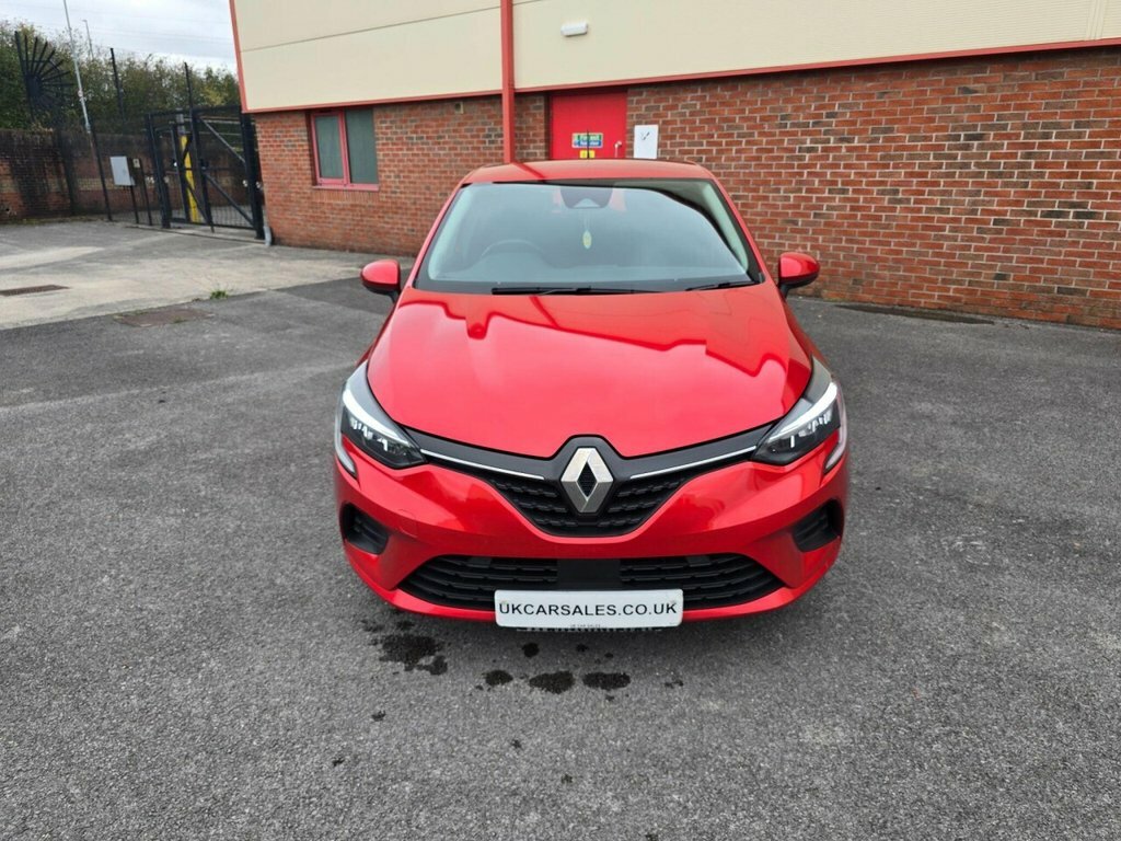 Renault Clio Hatchback SD72LPN Red #4